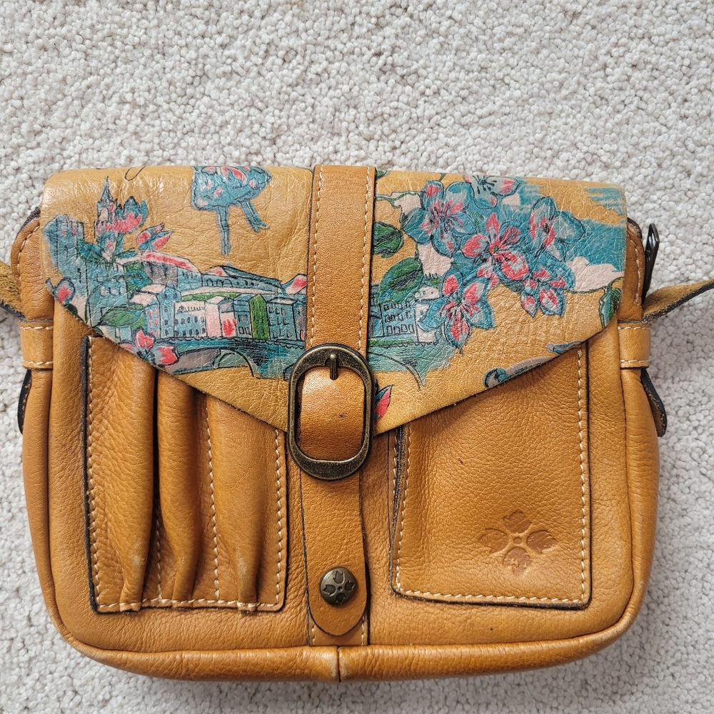 Patricia Nash Painted Floral Leather Crossbody Purse W/Adjustable Strap - Picture 5 of 13
